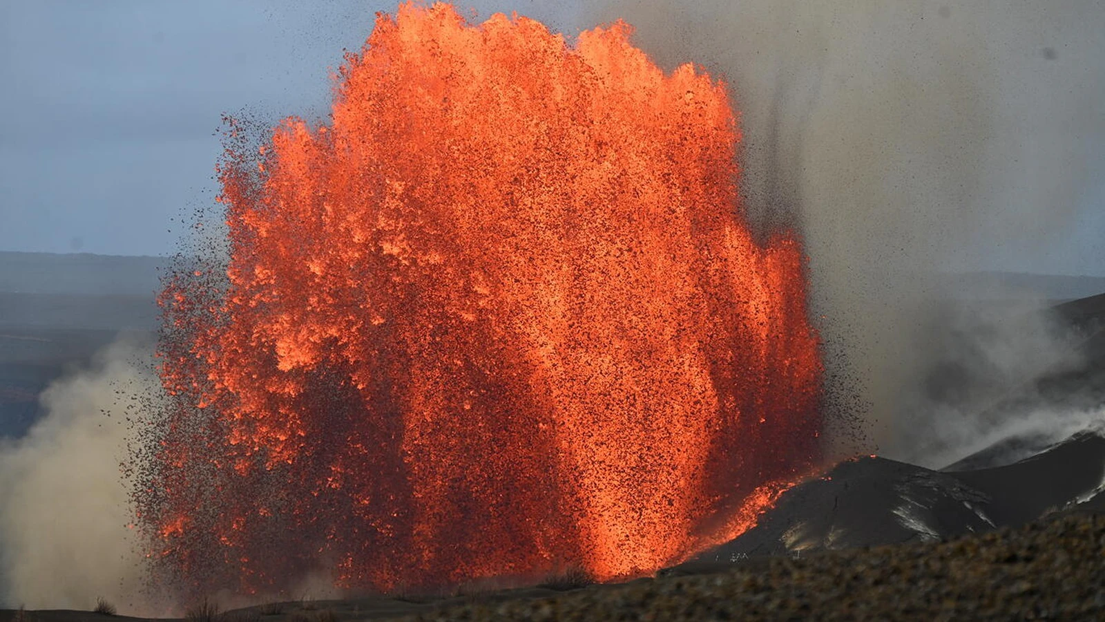 Episode 48 of Kīlauea volcano's ongoing eruption, which got underway before sunrise on Monday, June 1, ended at 1:37 p.m. Monday after nine hours of continuous lava fountaining.