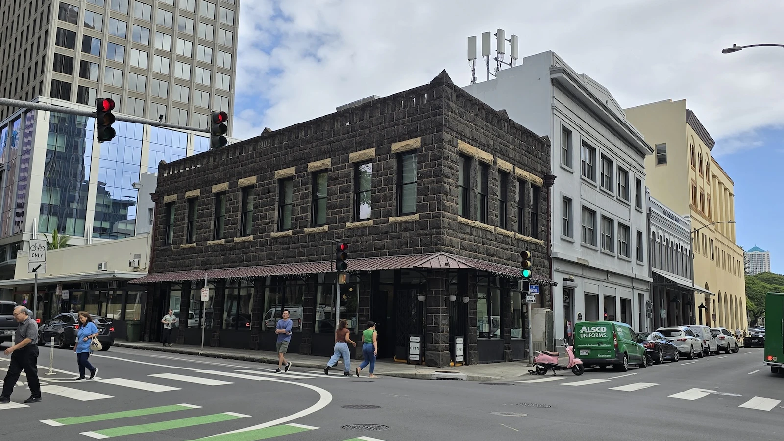 Historic Podmore building in Downtown Honolulu sold for $2.6M