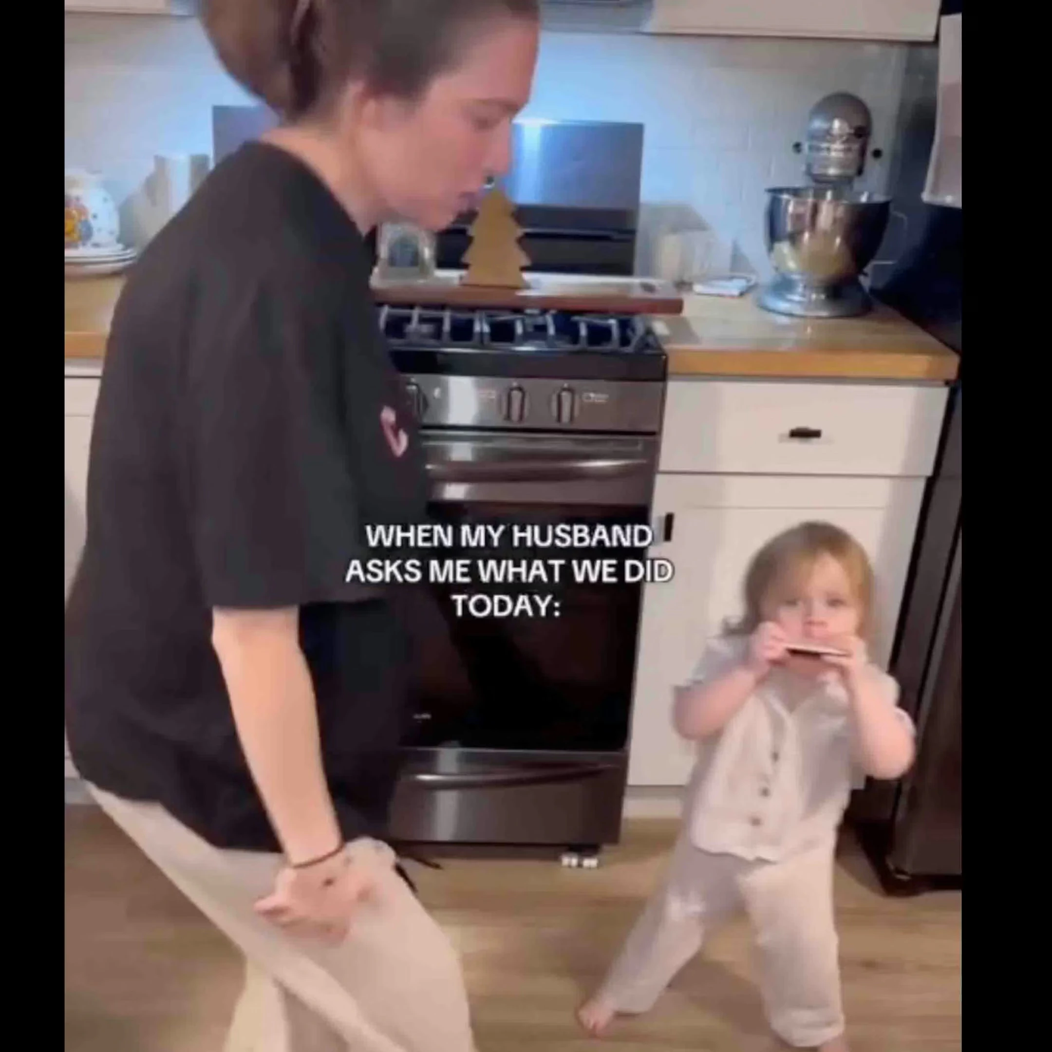 @DailyFeatures on YouTube