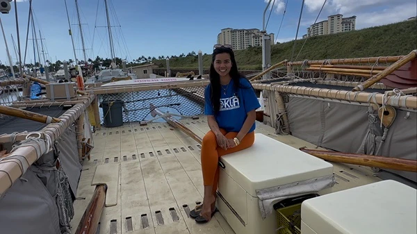 Lucy Lee is a member of the crew for the Hōkūleʻa.
