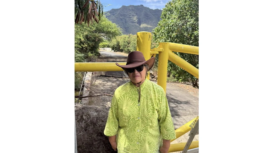 Ioane is a direct lineal descendant of Mākua. She grew up on Mākua Ranch, in ʻŌhikilolo, the neighboring valley. Two generations of her family are buried at the cemetery, and for more than two decades, she has been unable to visit the grave sites.