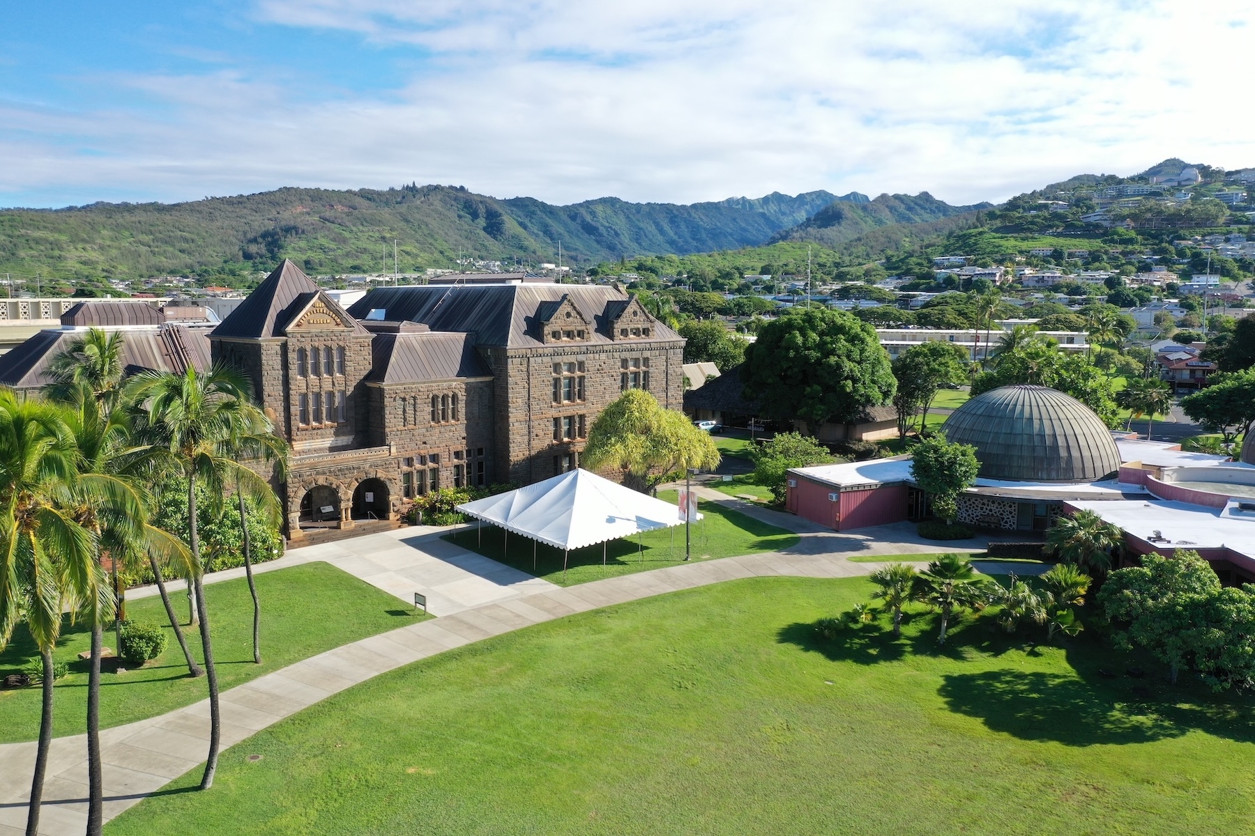 E Ulu A Paʻa is an annual fundraiser for Bishop Museum.