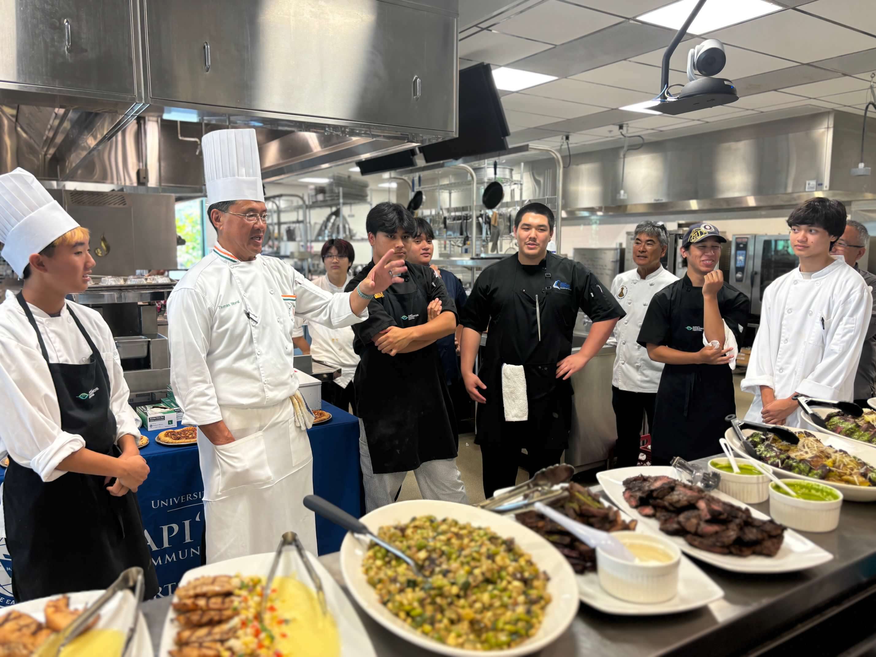 A previous CIP x CIA Workforce Development Program high school cohort at Kapiʻolani Community College.