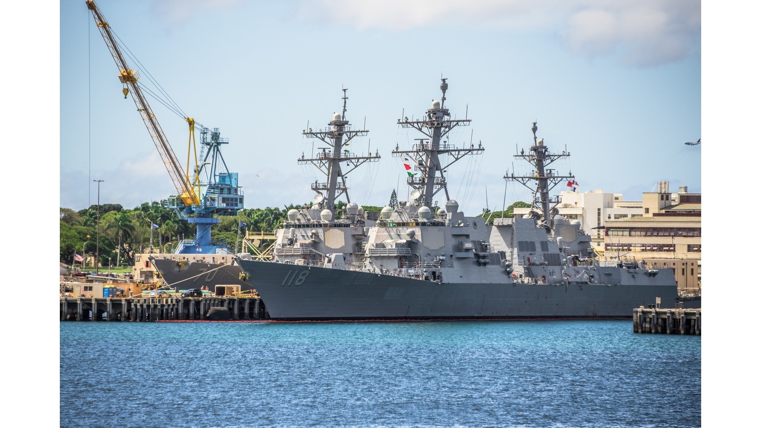 Destroyers in Pearl Harbor