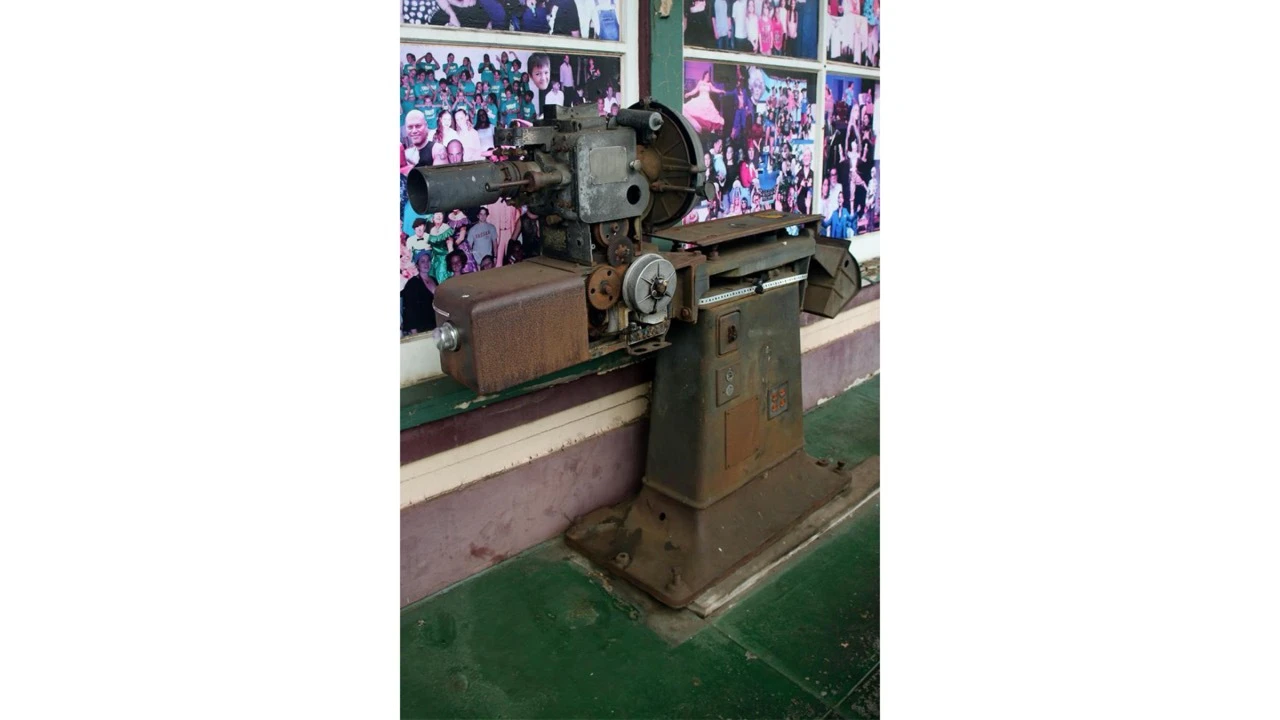 Aloha Theater movie projector