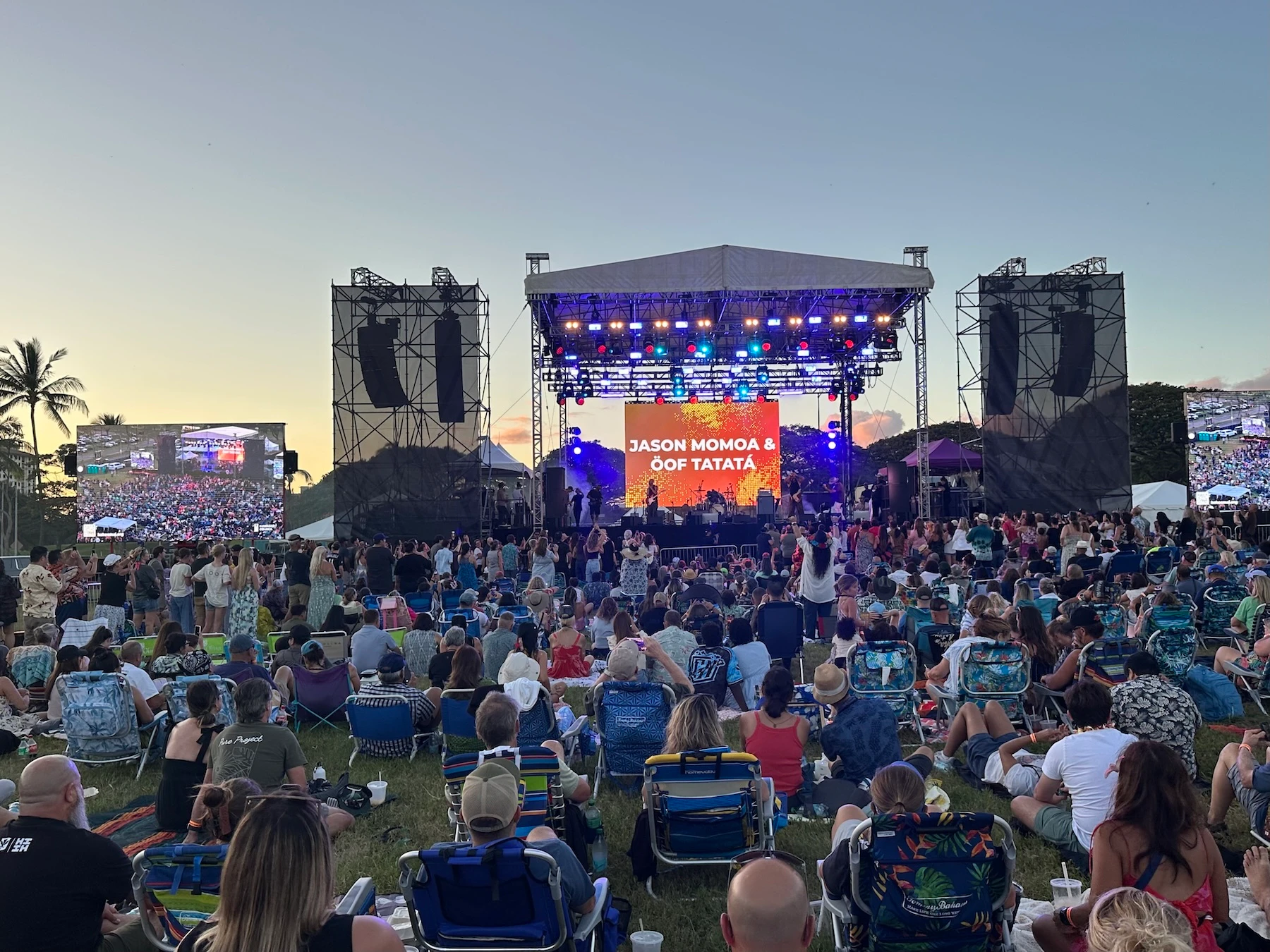Jason Momoa's band Öof Tatatá brought out a special guest, Kirk Hammett of Metallica.