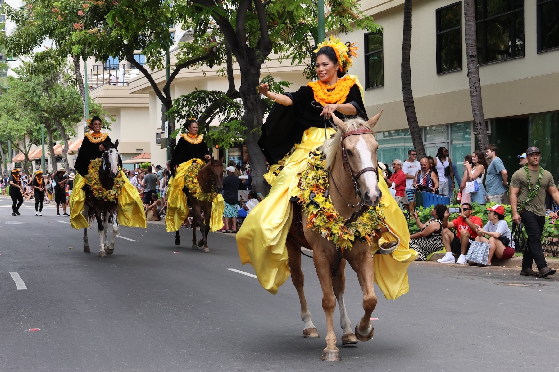 The King Kamehameha Celebration Floral Parade starts at ʻIolani Palace and ends at Kapiʻolani Regional Park.