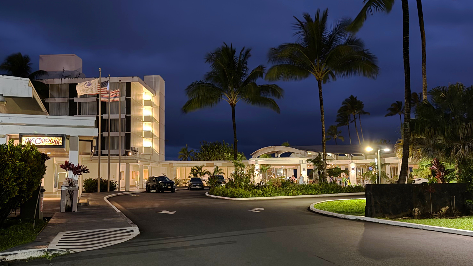 Grand Naniloa Hotel