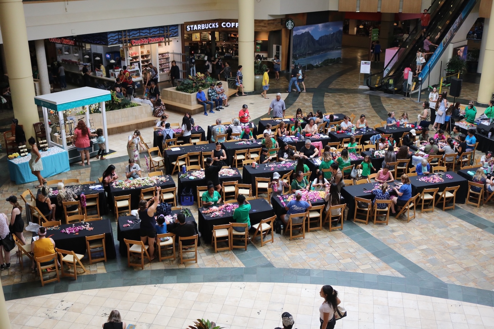 Members of the public are invited to join Girl Scouts in creating lei at Windward Mall on Saturday, May 23.
