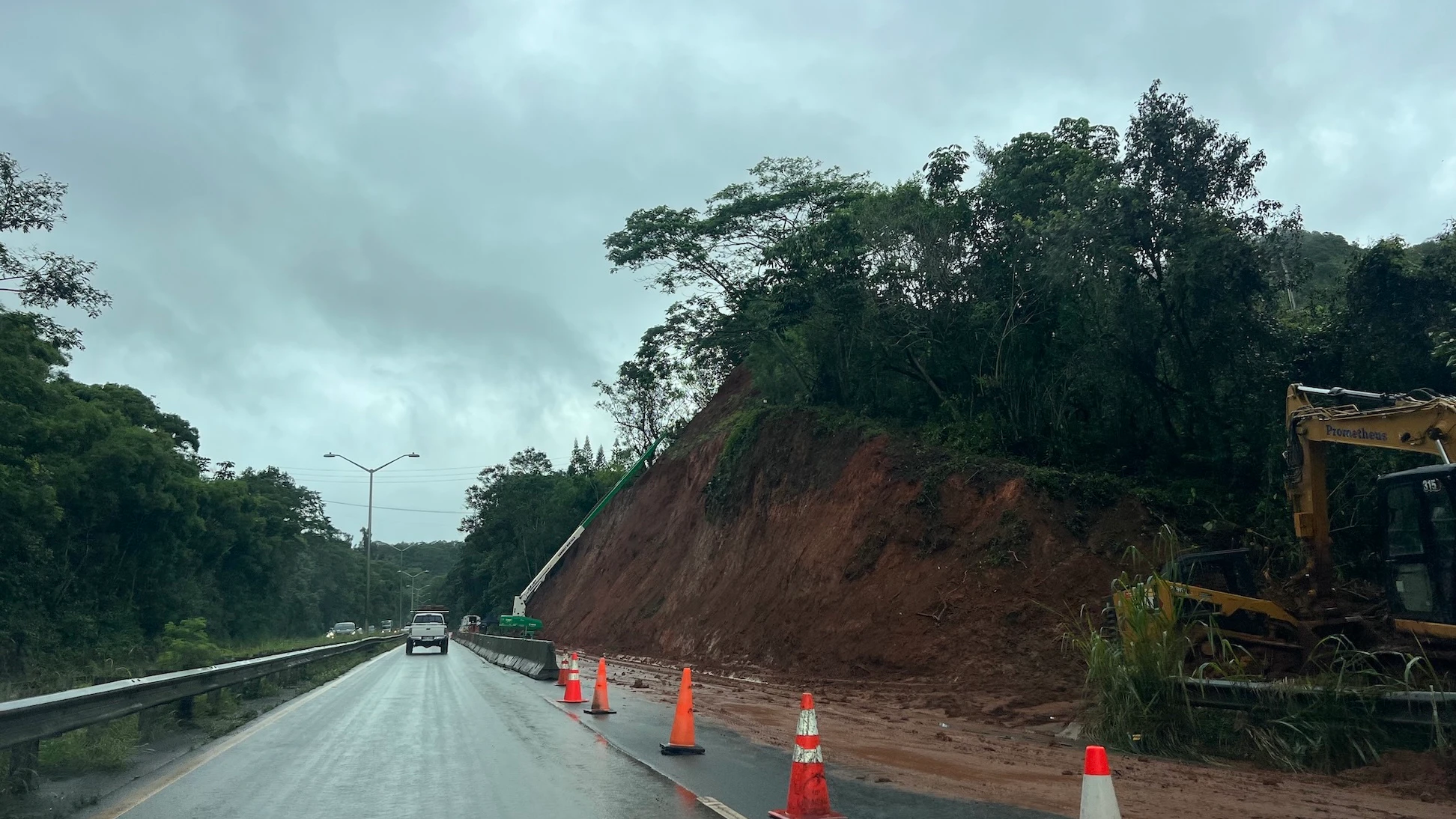 Heavy rain over the weekend led to closed roads and caused a landslide on Pali Highway, which was being cleaned up on Monday, March 23.
