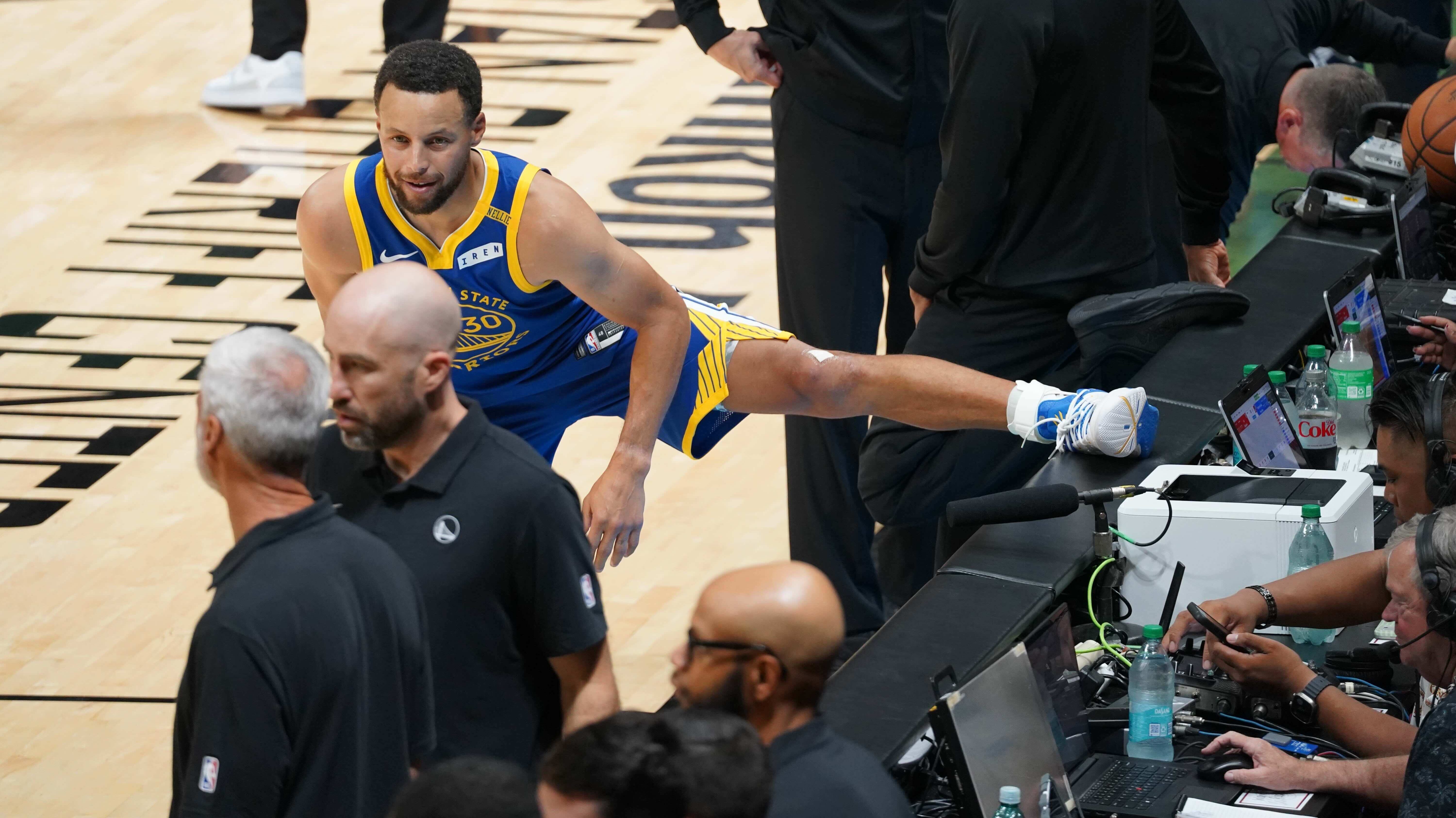 Steph Curry 2 100446