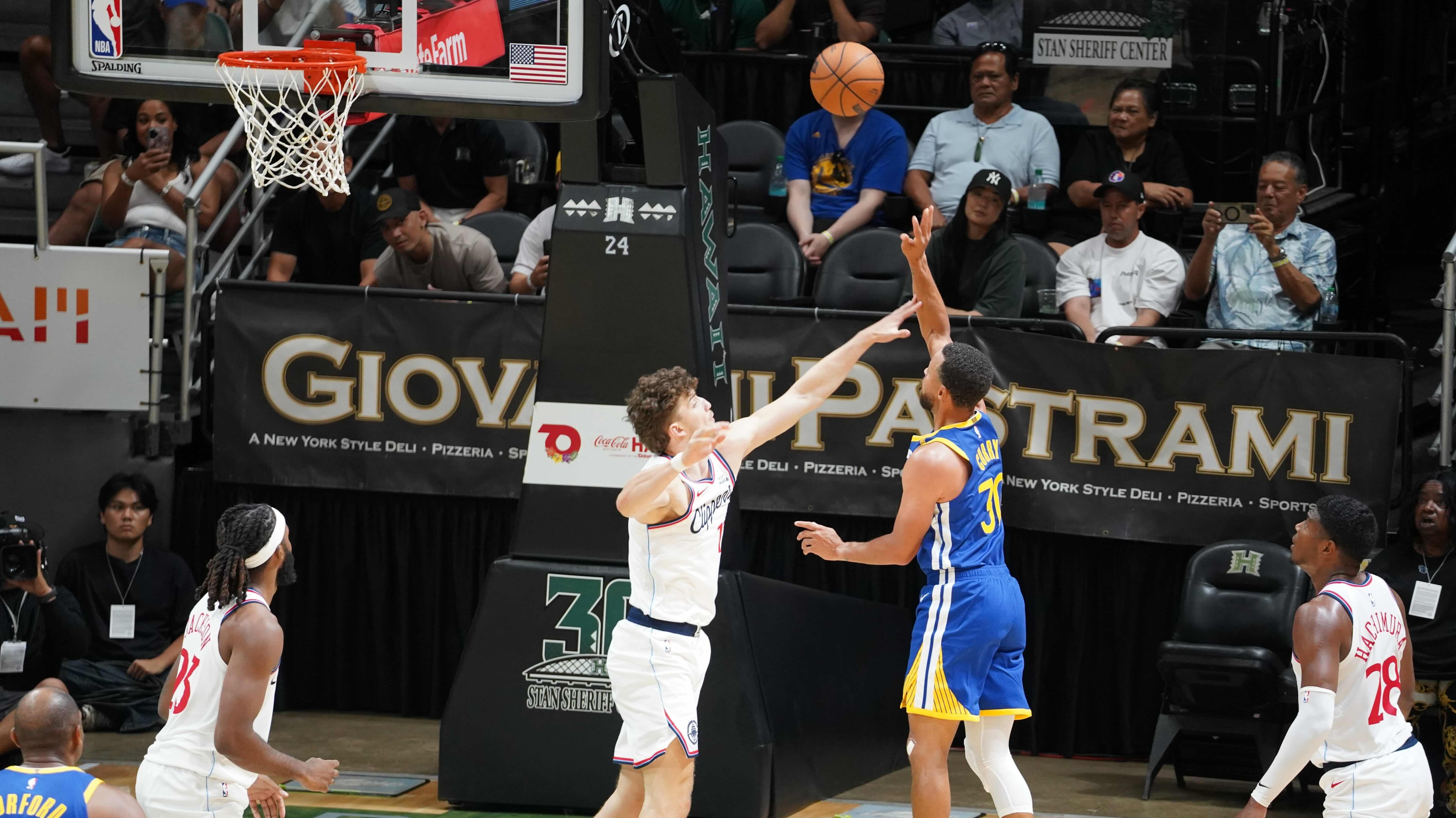Steph Curry 3 100426