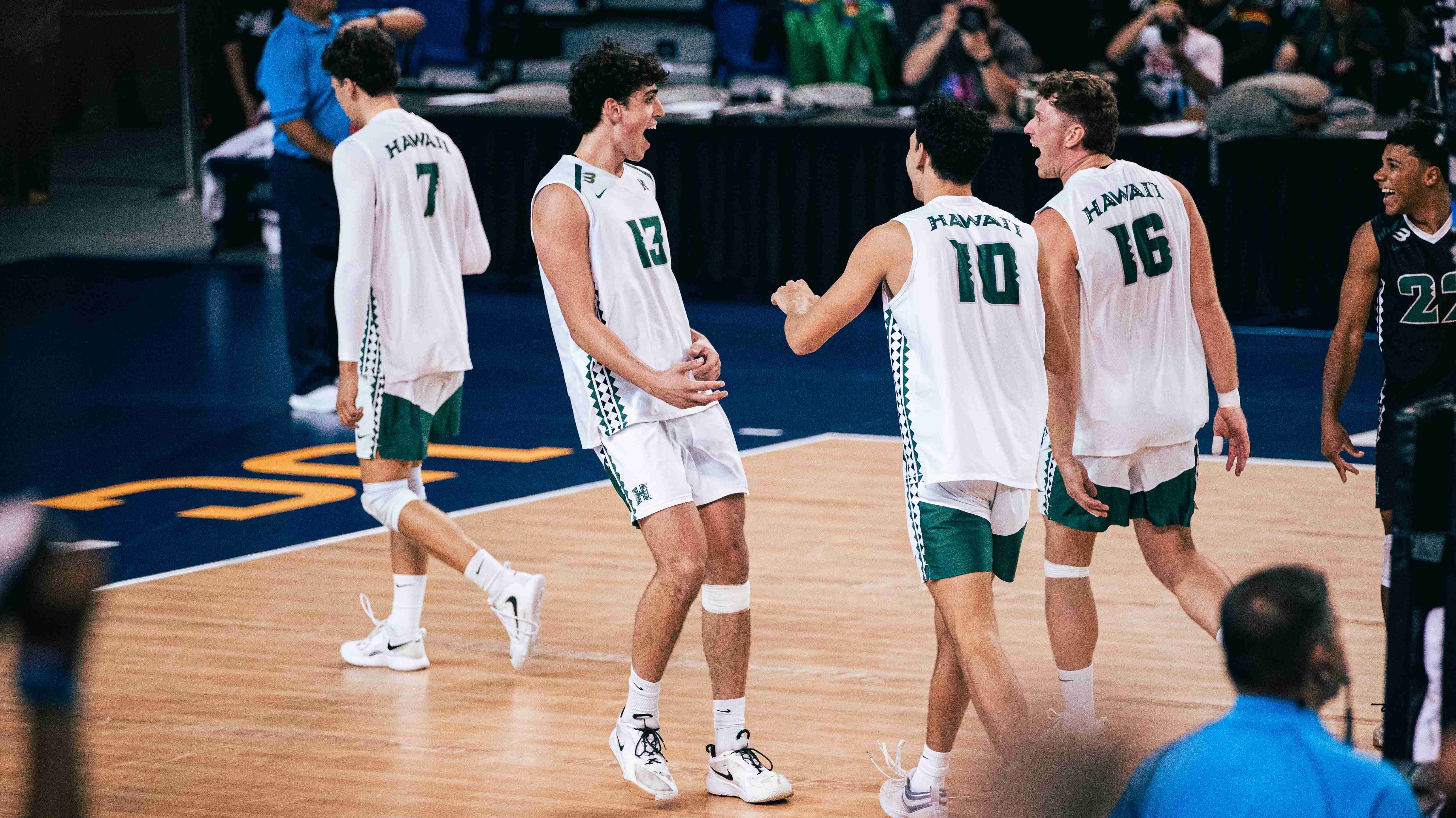 UH men's volleyball 042626