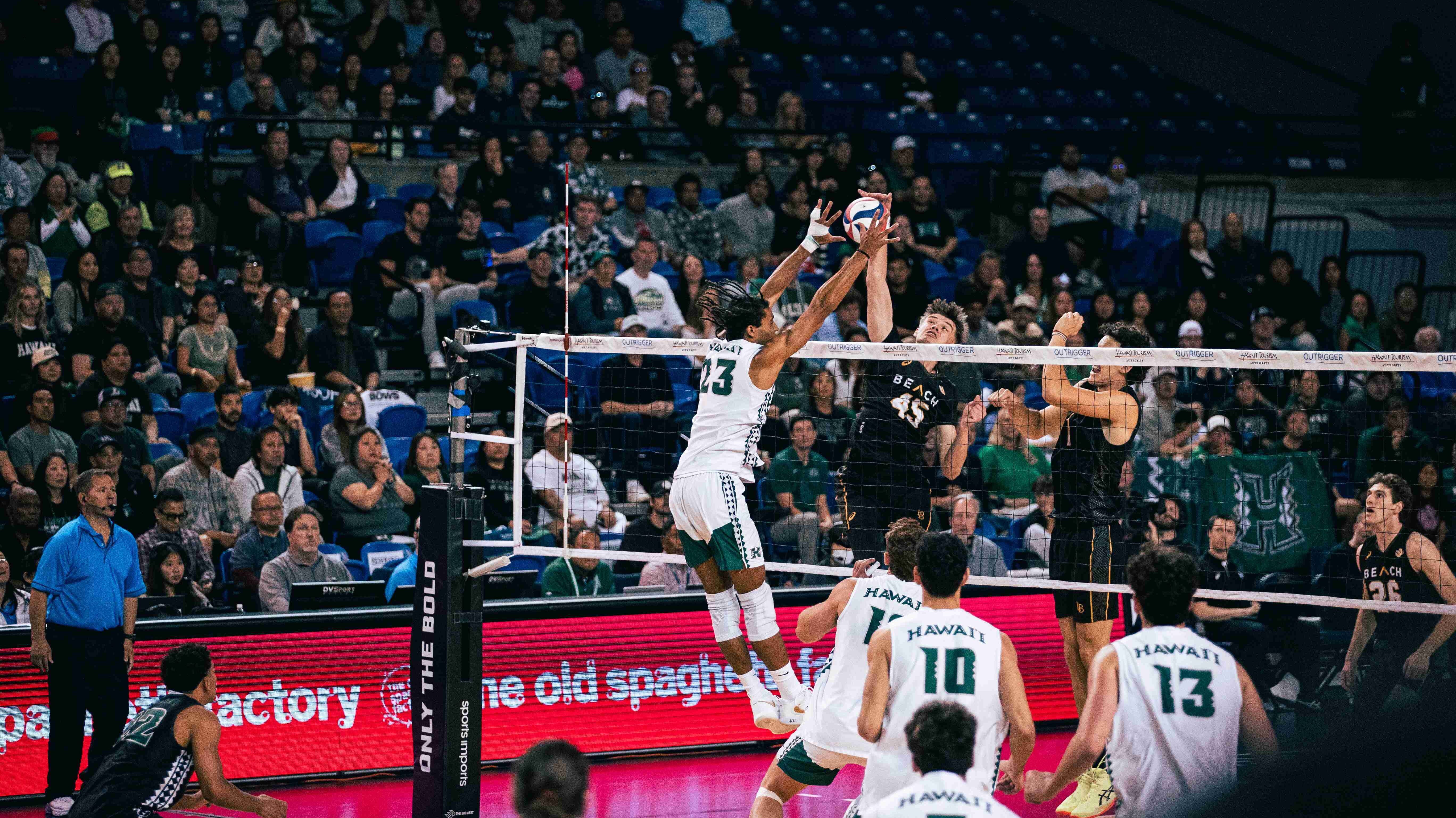 UH mens volleyball 050726