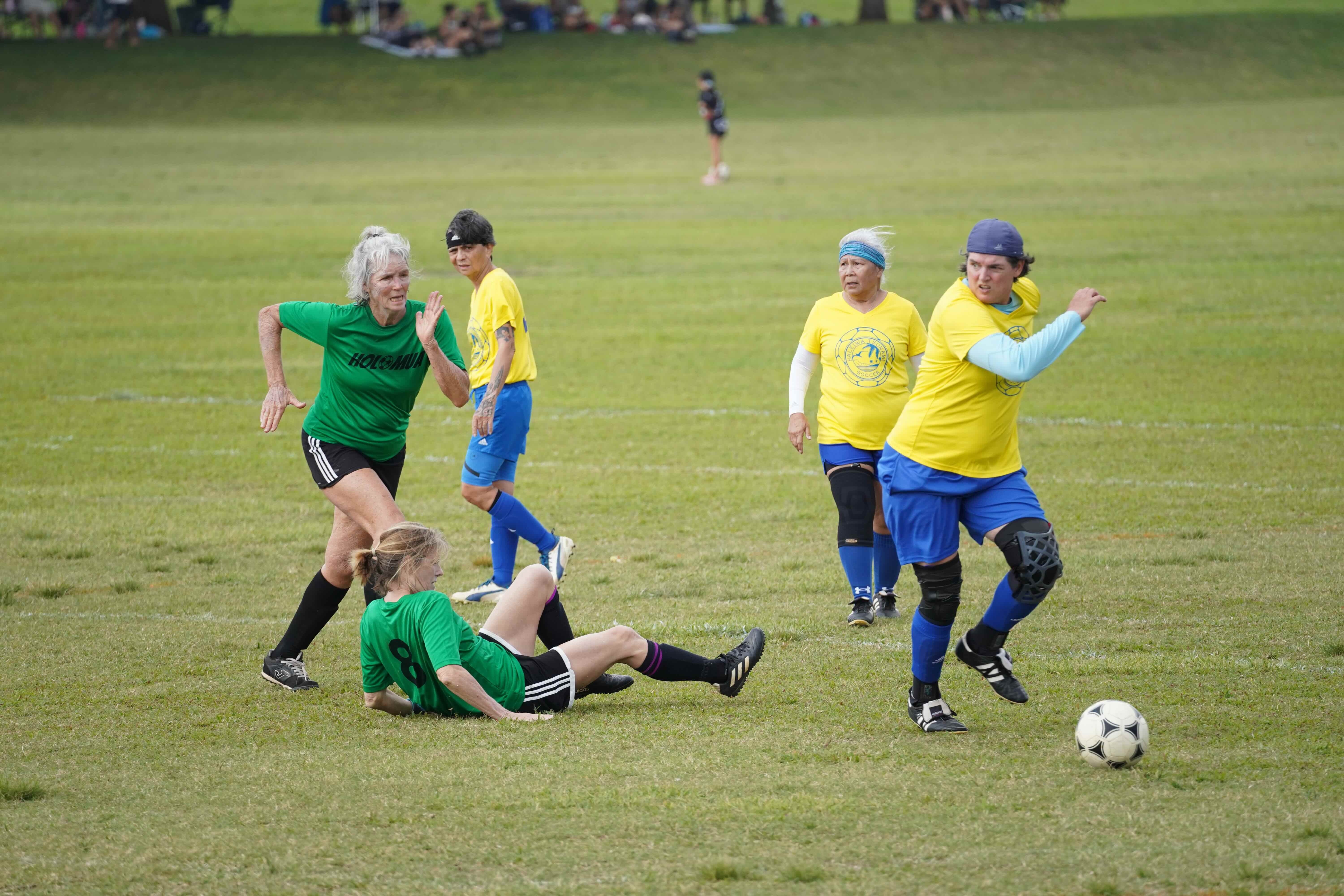 Women's Island Soccer Association 2 041626