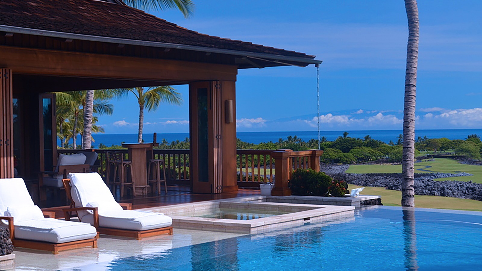 A 1.8-acre estate in Hualālai Resort that once belong to former Starbucks CEO Howard Schultz sold in late July for $36 million